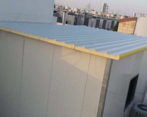 سقف ساندوتش بانل عازل حراراي بجدة