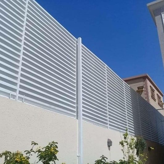السواتر الخشبية