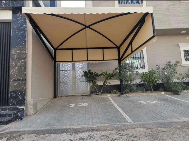 شركة مظلات مع ضمان